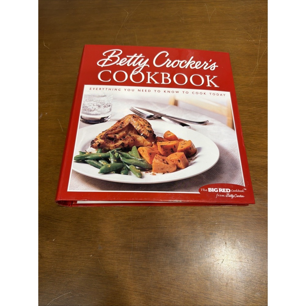 Betty Crocker The Big Red Cookbook Recipes 5-Ring Binder Hardcover